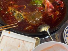 -旧街市鲜货老火锅(大光路店)