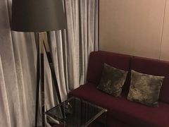 -广州天河希尔顿酒店