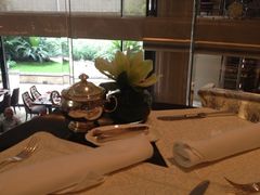 -Salon de Ville浦江汇(上海外滩华尔道夫酒店店)