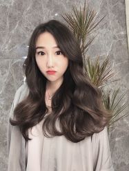 -HAIR HERE造型