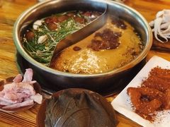 -岗上渣渣老火锅(两路口店)