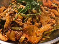 -拿渡麻辣香锅(世茂广场·工三店)