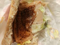 -麦当劳(轻轨曹杨路店)