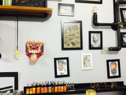 -Black Tattoo Studio