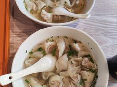 -周震馄饨(雅达阳羡溪山店)