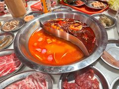 -四囍码头海鲜烧烤自助火锅(外滩南京东路悦荟广场店)