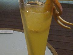 金桔百香果酷乐-半山半岛洲际度假酒店-沙滩吧