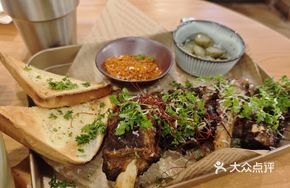 Spicy Braised Pork Ribs
