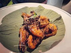 胡味油爆虾-桂满陇天书(南京德基旗舰店)