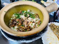 黄鳝田鸡煲仔饭-红星光发煲仔饭(文海店)