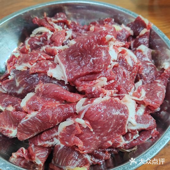 荣盛全牛火锅城