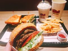 -The Habit Burger Grill 哈比特汉堡(复兴soho店)