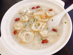 荔湾艇仔粥-卓粤拉肠(红庙店)