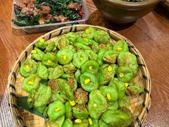 -老滇山寨•云南特色菜•地方菜•民族风情歌舞表演(金碧店)