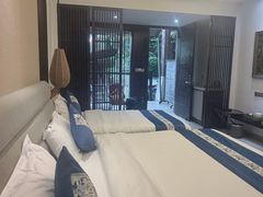 -三亚龙兴莱曼海景度假酒店