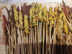 -老街烧烤大排档·地道湖北菜·龙虾馆(汉口火车站店)