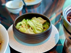 干锅手撕牛心菜-运·中餐厅(成都华尔道夫酒店)