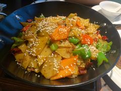 -品味新疆民族风味餐厅(东方今典店)