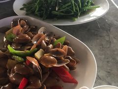 -四川小胡子海鲜(丁村万人海鲜广场店)