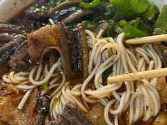 -铭记嘎洒生态鳝鱼(迎春街店)