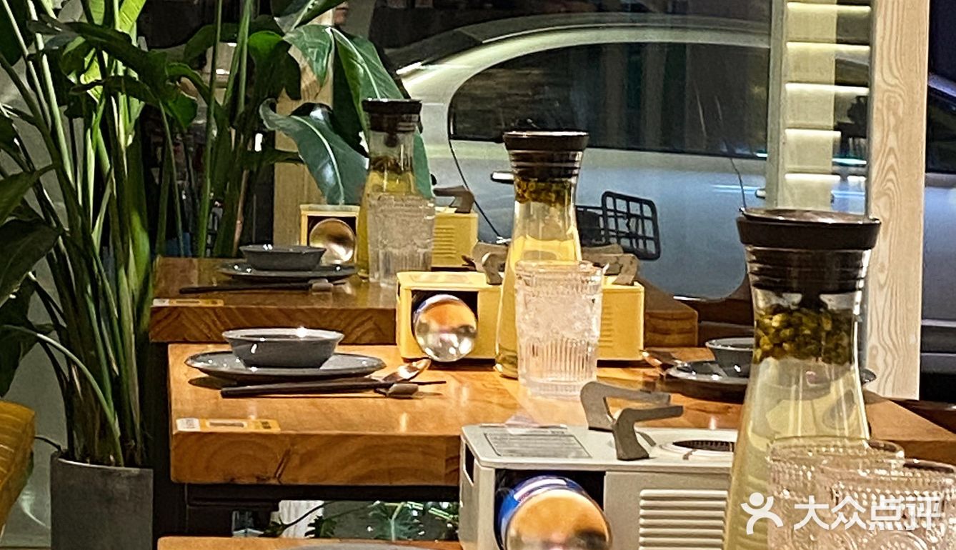 广州探店｜部队火锅跟炸鸡永远是绝配组合🍖