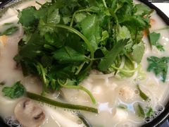 -肥汁米蘭香港米线(长宁来福士店)