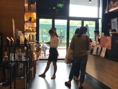 -星巴克臻选(宁波世纪东方广场店)