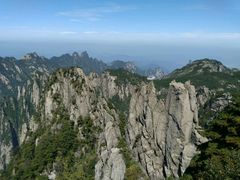 -黄山阿拉酒店(黄山风景区换乘中心店)