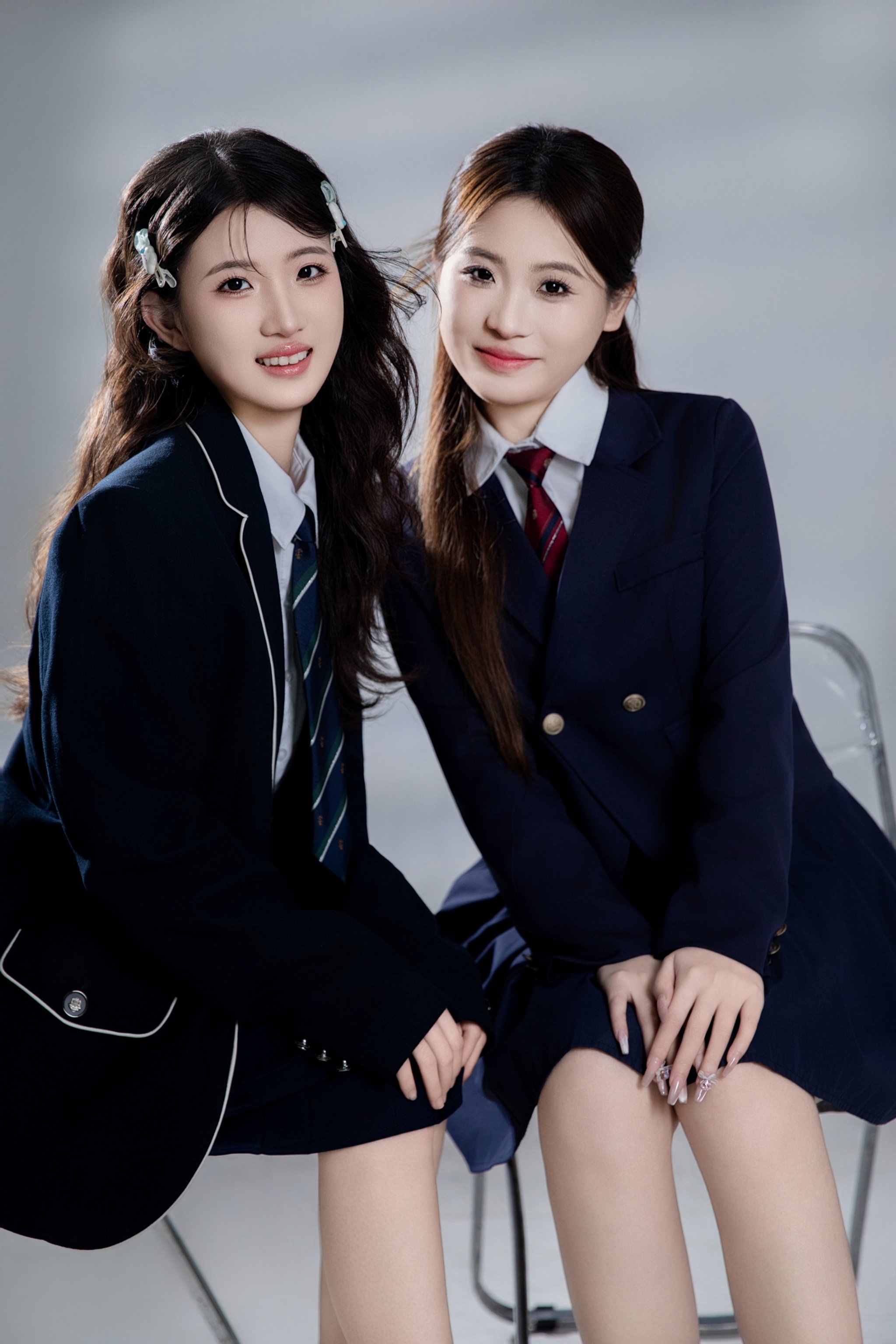 纯色背景jk闺蜜写真!高级感拉满