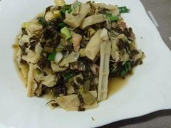 -领鲜土菜馆