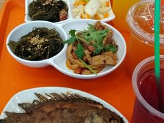 -顺溜·手工刀削面·黑金店(铜锣湾店)