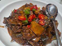 -新天明砂锅鱼头煲