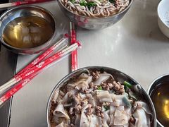 -正宗杨记普洱酸醋米线(总店)