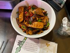 -富正毅三下锅·湘西韵味(天门山索道店)