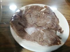 -陇上全荟兰州传统牛肉面(延吉路店)