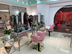 -BULB STUDIO 巴柏明星发型工作室