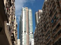 远眺高楼大厦-大师傅粥品(埃华街)