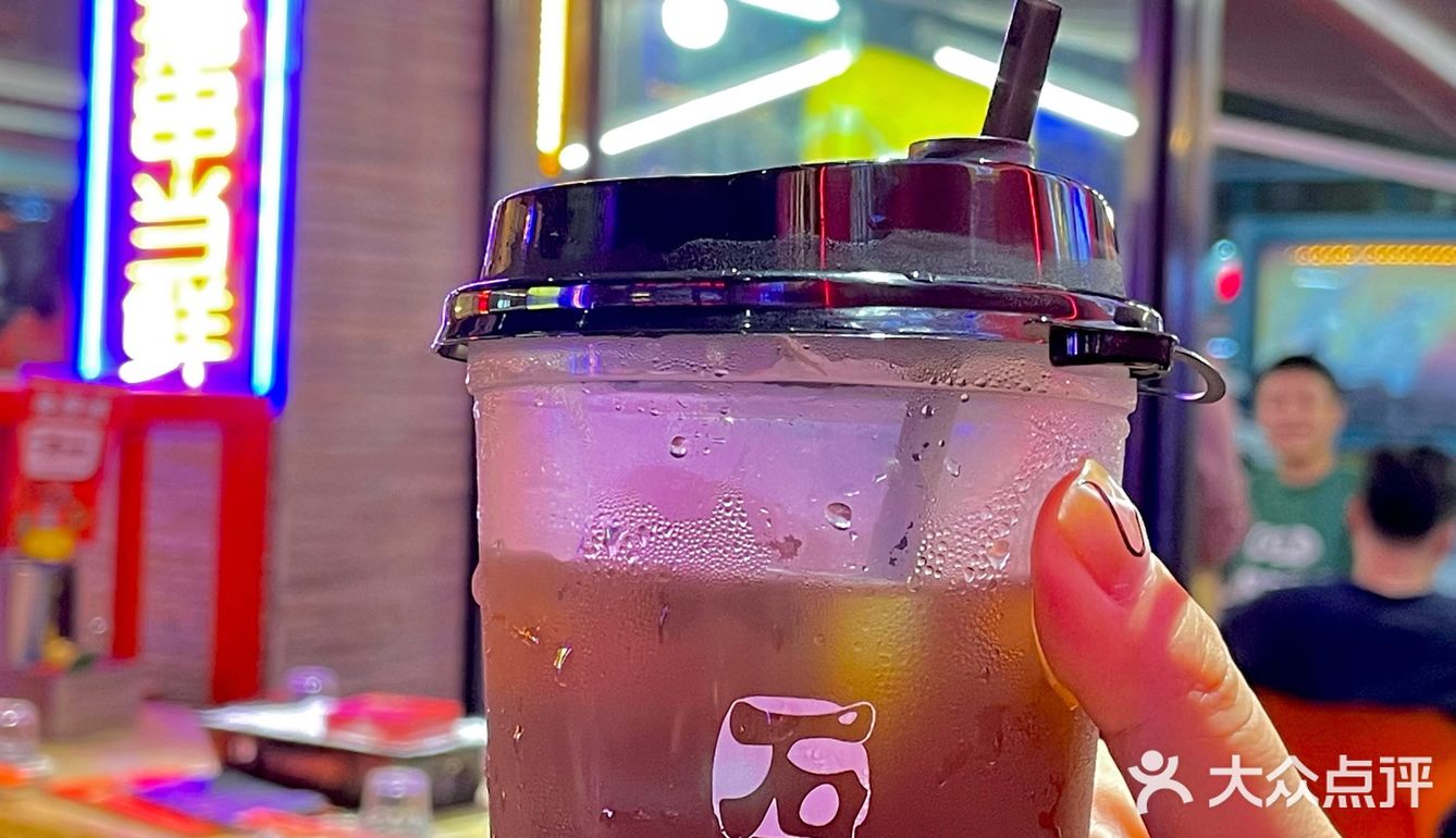 天气热了就想喝酒撸串[啤酒]🍢