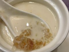 桃胶西米露糖水-轩记海鲜餐厅·四十五年老字号·经典粤菜(西区彩虹店)