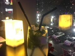 -樱花里音乐餐吧·牛扒椰子鸡(东圃店)