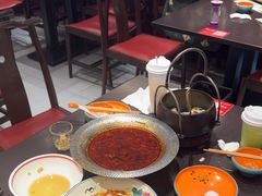 -川流不息·地道川菜·小龙虾(松东路店)