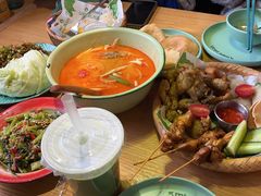 -迷你椰·泰式大排档(湖州衣裳街店)