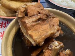 -万和春排骨砂锅米饭(新业广场店)