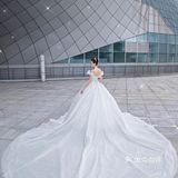 我携星河赠你，在云端织了一场梦