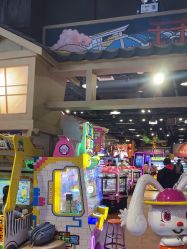-卡通尼乐园(新达汇三林店)