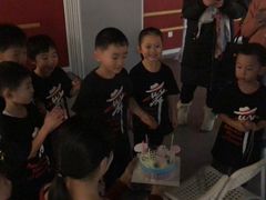 -舞霖精灵国际舞蹈教育中心(华创生活广场店)