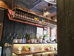 -8PINTS八品脱·日料·烧鸟·精酿小酒馆(莘庄店)