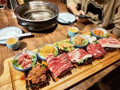 -明洞阿姨·韩式酱蟹烤肉·创意料理(三元桥店)