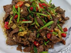 -湖南人家湘菜馆(镇江路店)