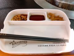-灶座小锅烀饼•铁锅炖(船营店)